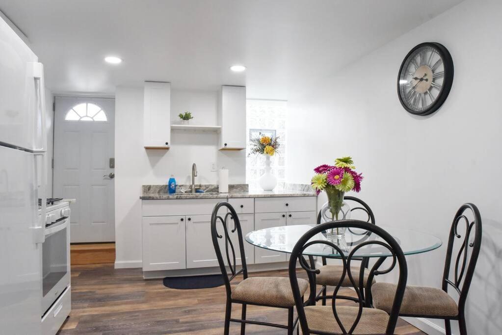 Cozy Mount Washington Home With Parking-Sleeps 4 Pittsburgh Eksteriør bilde