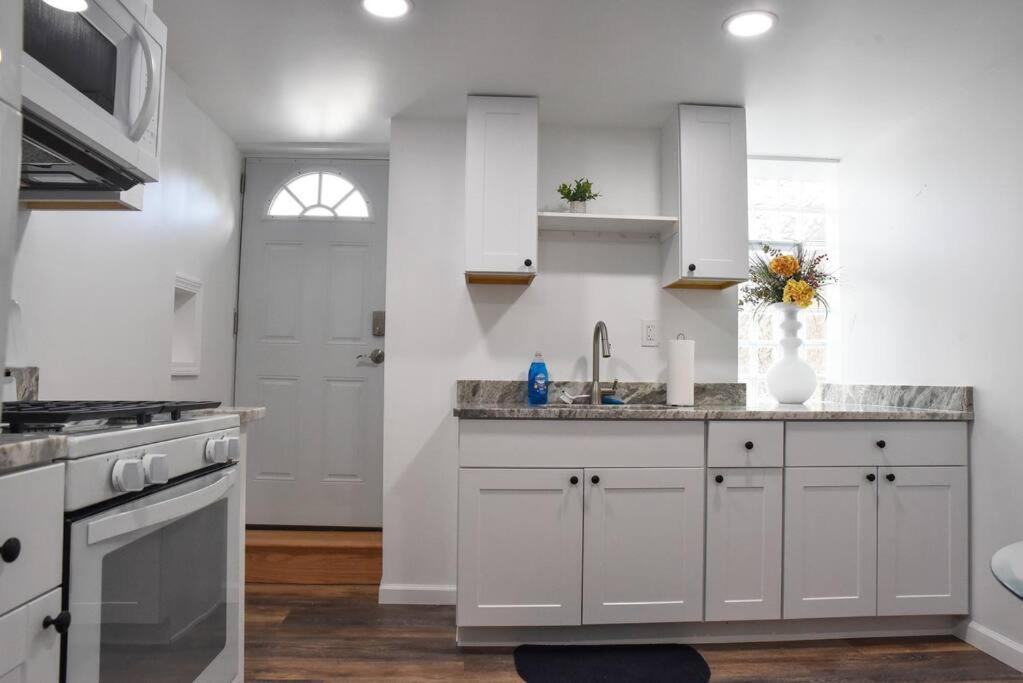 Cozy Mount Washington Home With Parking-Sleeps 4 Pittsburgh Eksteriør bilde
