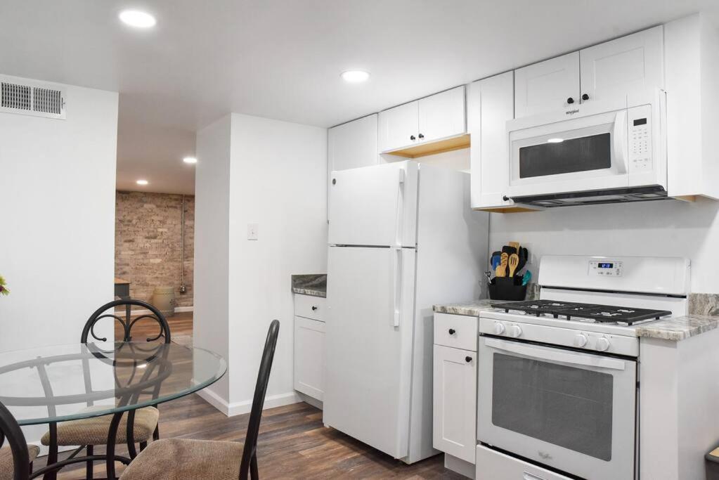 Cozy Mount Washington Home With Parking-Sleeps 4 Pittsburgh Eksteriør bilde